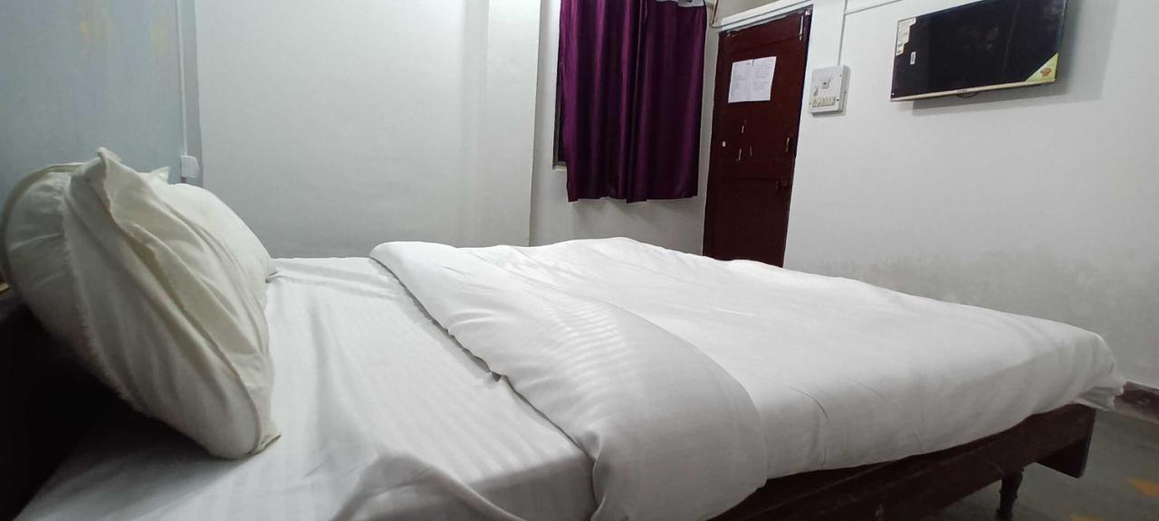 SPOT ON 91567 Hotel Amoli Heights Bhopal Exterior foto