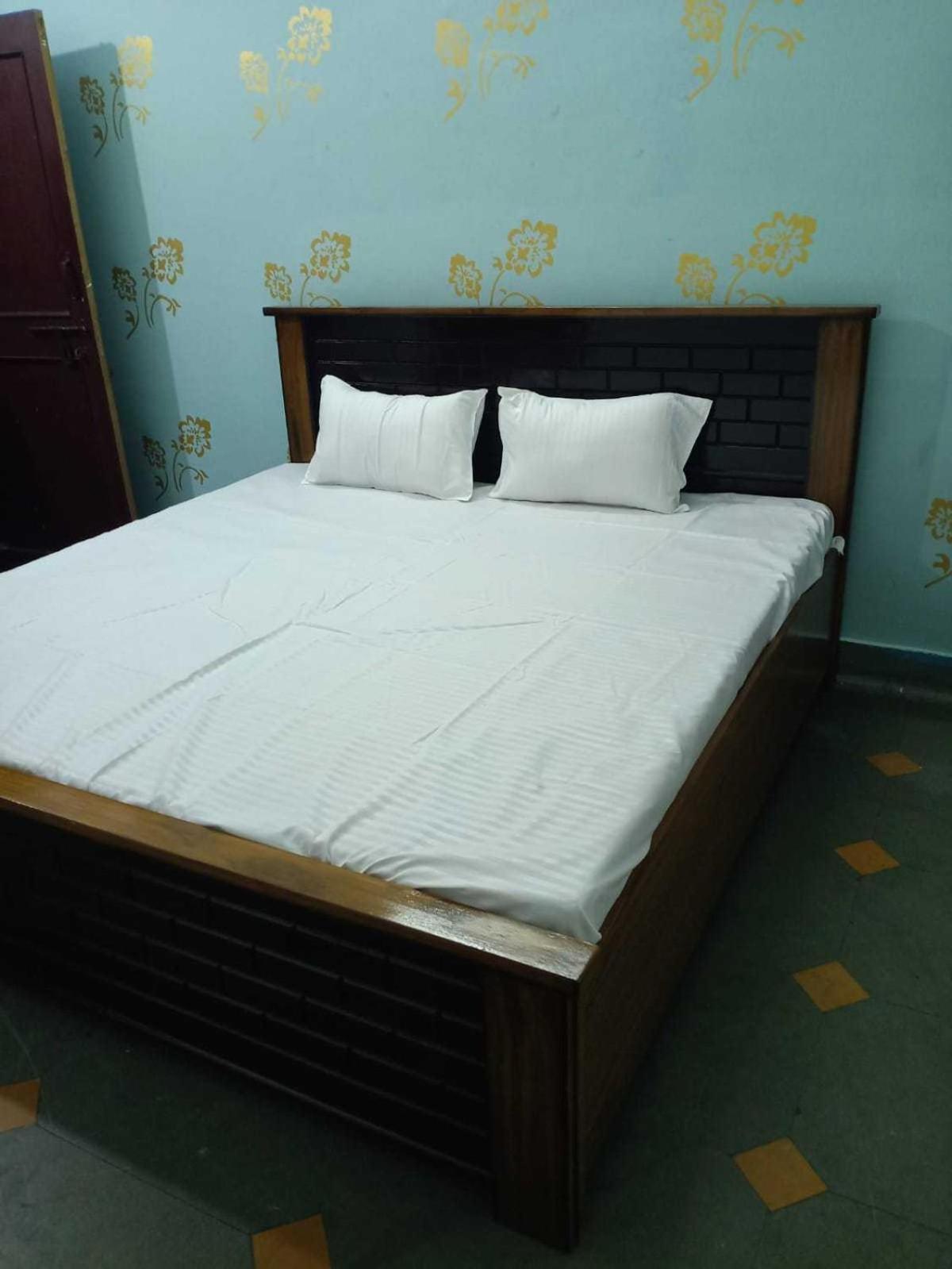 SPOT ON 91567 Hotel Amoli Heights Bhopal Exterior foto