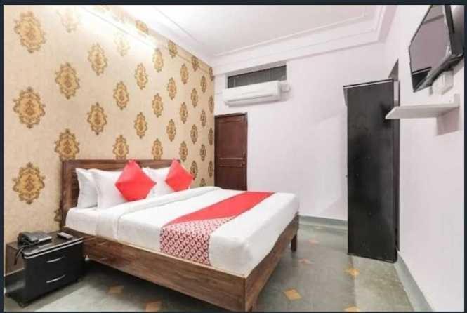 SPOT ON 91567 Hotel Amoli Heights Bhopal Exterior foto
